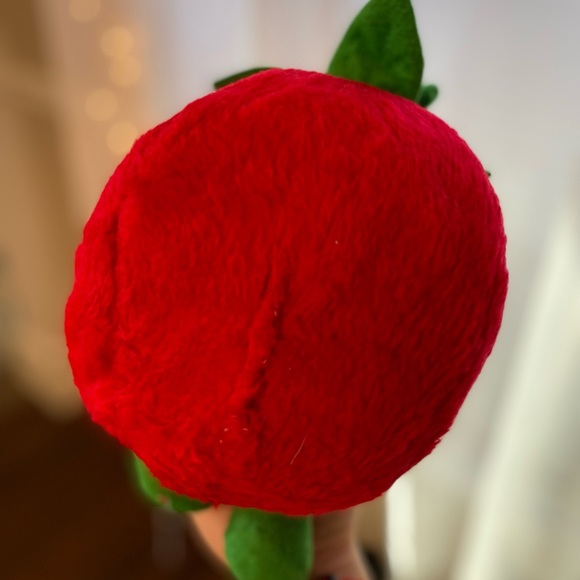 1982 and 1983 del monte Reddie tomato and shoo-shoo scarecrow vintage plushies - Picture 15 of 15